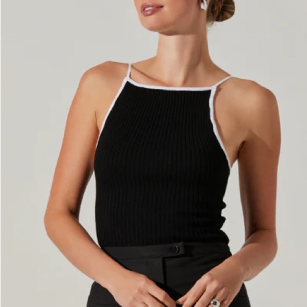 ASTR THE LABEL JENINI KNIT TOP BLACK - Picture 1 of 4
